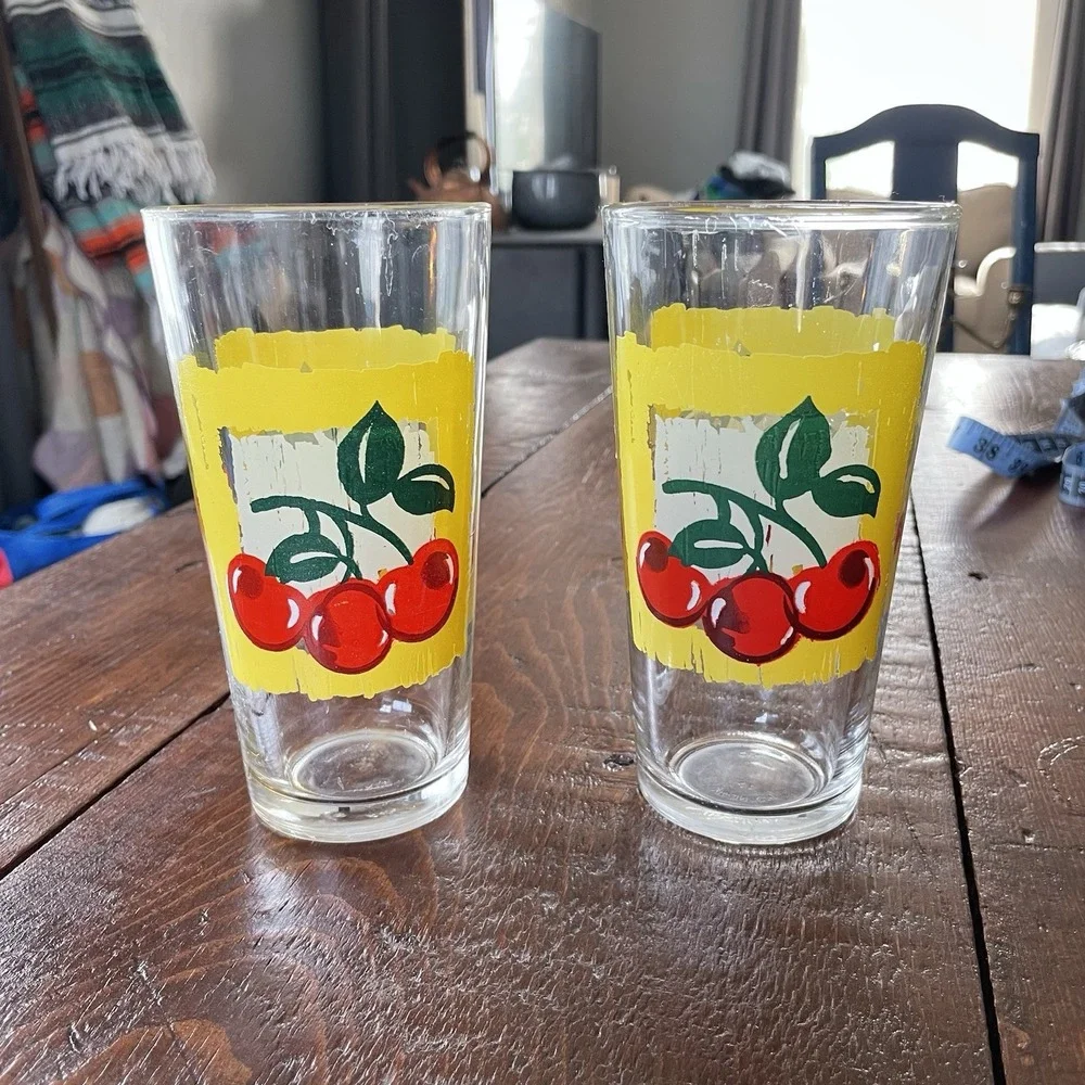 Vintage KIG Indonesia Cherries 14 oz Drinking Glass Tumbler Set of 2